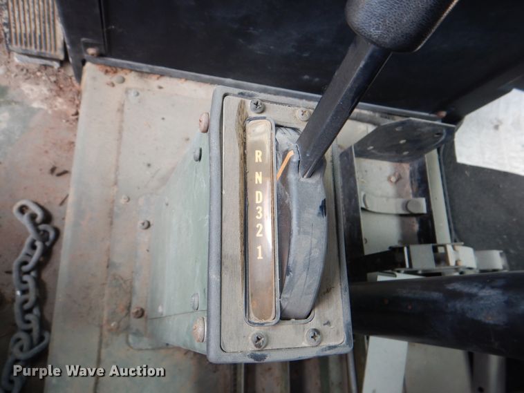 image for item DH5334 1992 Freightliner M915A2  semi truck