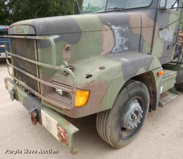 image for item DH5334 1992 Freightliner M915A2  semi truck