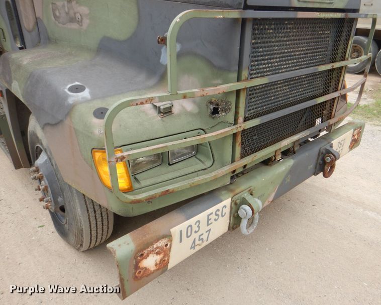 image for item DH5334 1992 Freightliner M915A2  semi truck