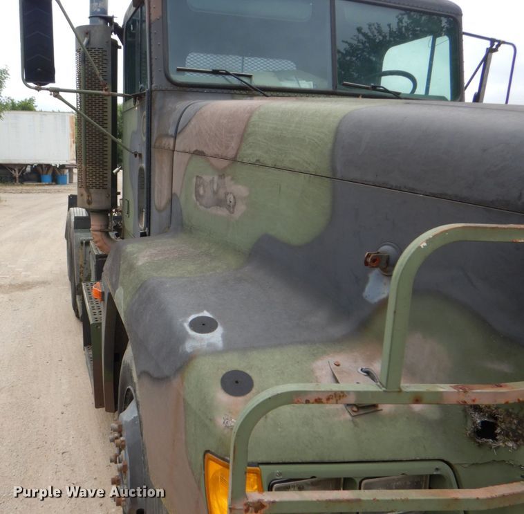 image for item DH5334 1992 Freightliner M915A2  semi truck