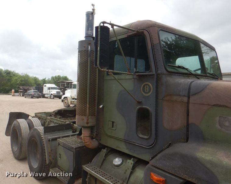 image for item DH5334 1992 Freightliner M915A2  semi truck