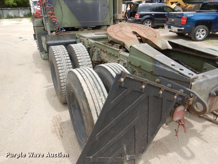 image for item DH5334 1992 Freightliner M915A2  semi truck