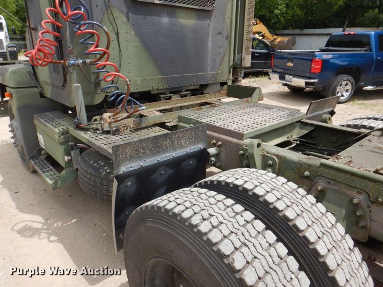 image for item DH5334 1992 Freightliner M915A2  semi truck