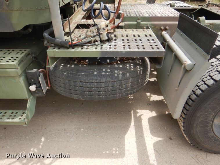 image for item DH5334 1992 Freightliner M915A2  semi truck