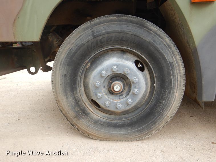 image for item DH5334 1992 Freightliner M915A2  semi truck