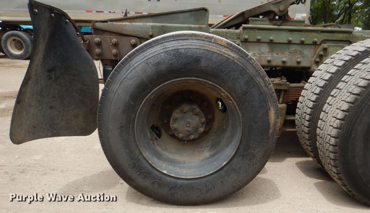 image for item DH5334 1992 Freightliner M915A2  semi truck