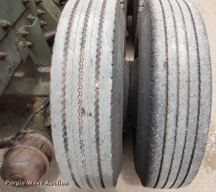 image for item DH5334 1992 Freightliner M915A2  semi truck