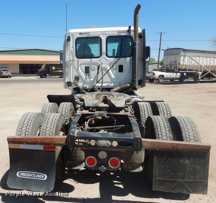 image for item DI0108 2013 Freightliner Cascadia