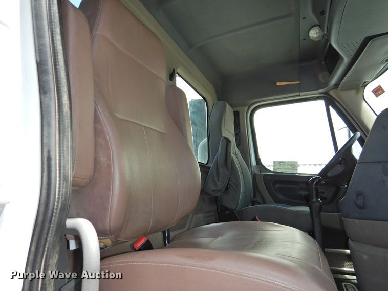 image for item DI0108 2013 Freightliner Cascadia