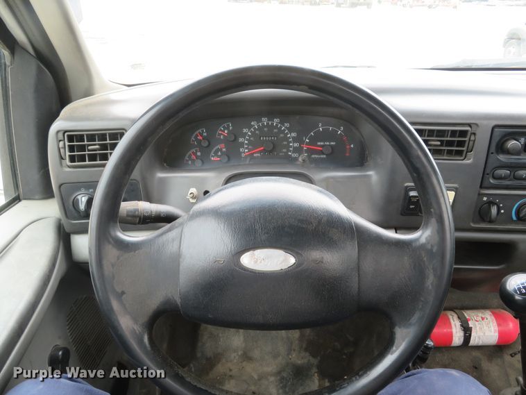 image for item DI2212 2003 Ford F650 Super Duty XLT  truck cab and chassis