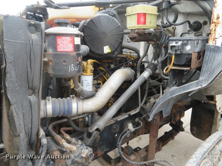 image for item DI2212 2003 Ford F650 Super Duty XLT  truck cab and chassis