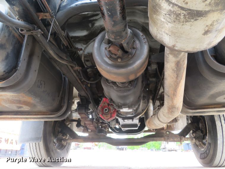 image for item DI2212 2003 Ford F650 Super Duty XLT  truck cab and chassis