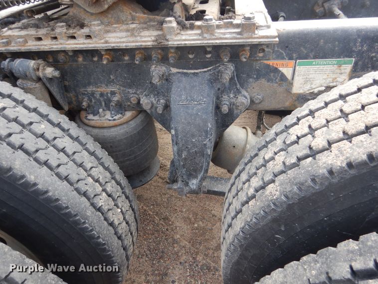 image for item FX9063 2009 Freightliner Columbia semi truck