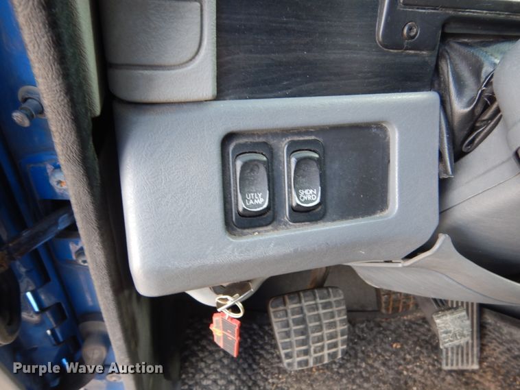 image for item FX9063 2009 Freightliner Columbia semi truck