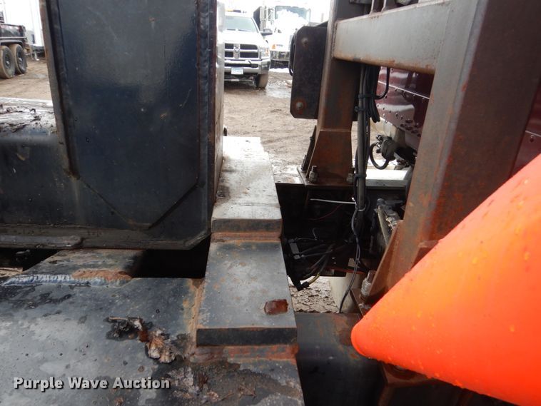 image for item FX9078 1998 Freightliner FLD hook lift container truck