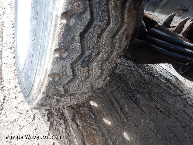 image for item FX9078 1998 Freightliner FLD hook lift container truck