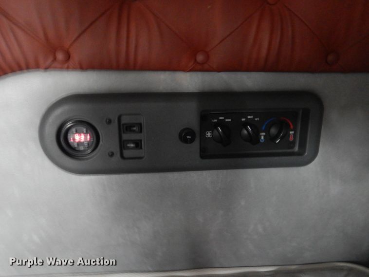 image for item GE9415 2015 Mack CXU613  semi truck