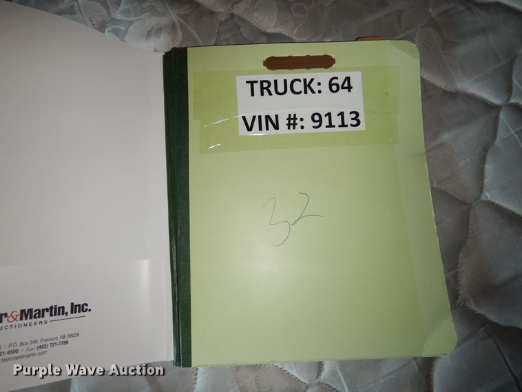 image for item GE9418 2015 Mack CXU613  semi truck