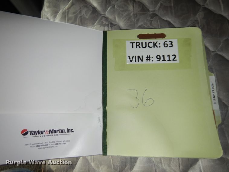 image for item GE9420 2015 Mack CXU613  semi truck