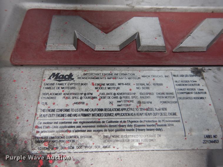 image for item GE9420 2015 Mack CXU613  semi truck