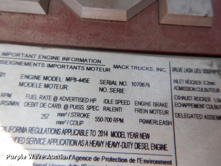 image for item GE9424 2015 Mack CXU613  semi truck