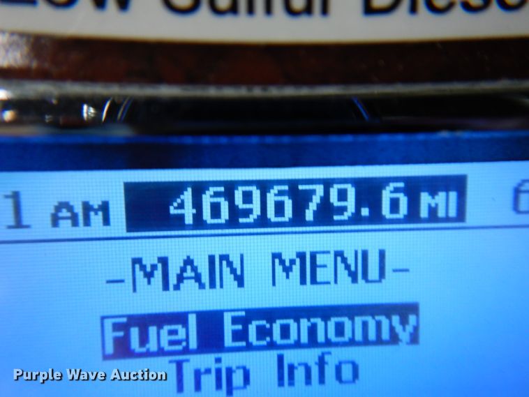 image for item GE9425 2015 Mack CXU613  semi truck