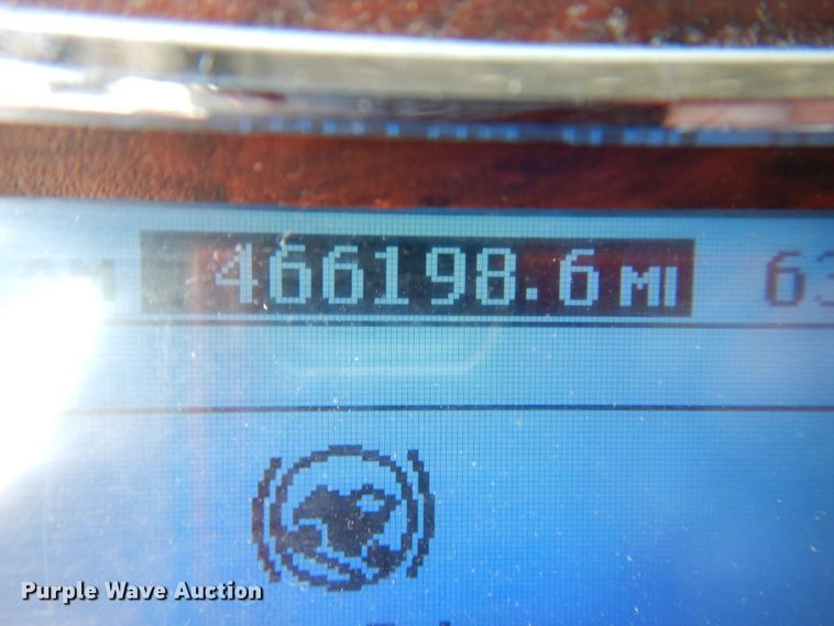 image for item GE9426 2015 Mack CXU613  semi truck