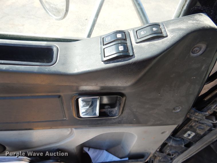 image for item GE9427 2014 Western Star 4900SB semi truck