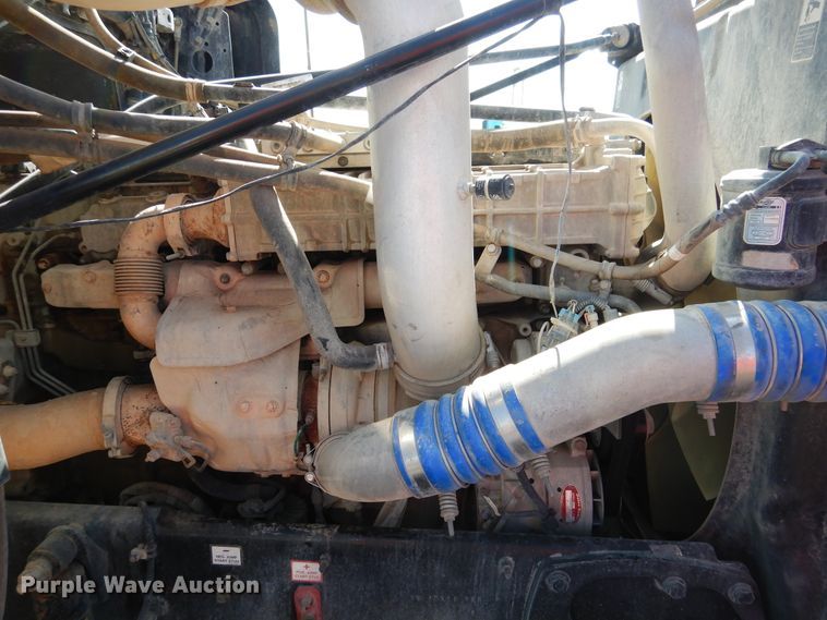 image for item GE9427 2014 Western Star 4900SB semi truck