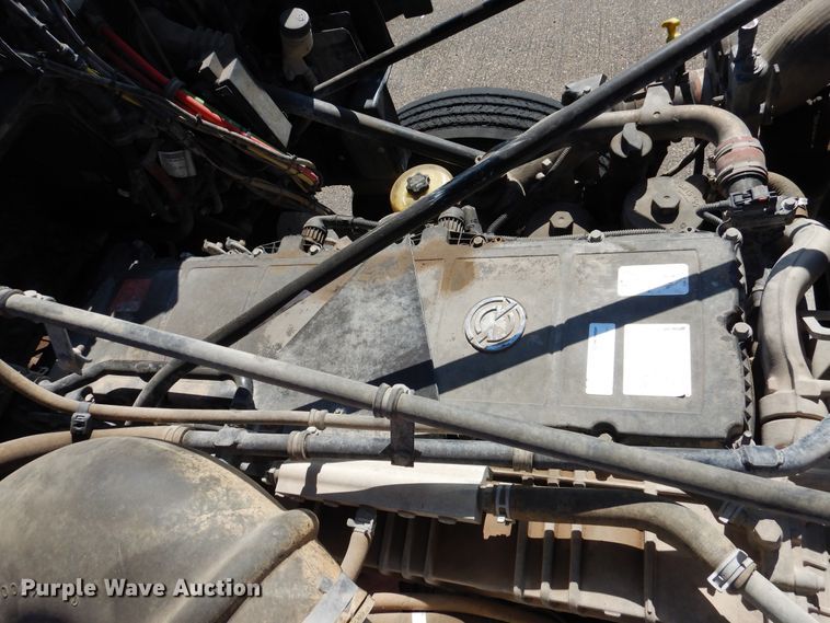 image for item GE9427 2014 Western Star 4900SB semi truck