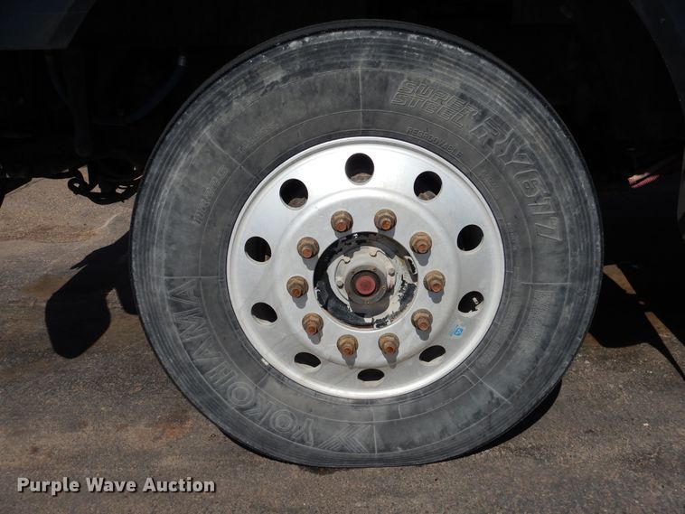 image for item GE9427 2014 Western Star 4900SB semi truck