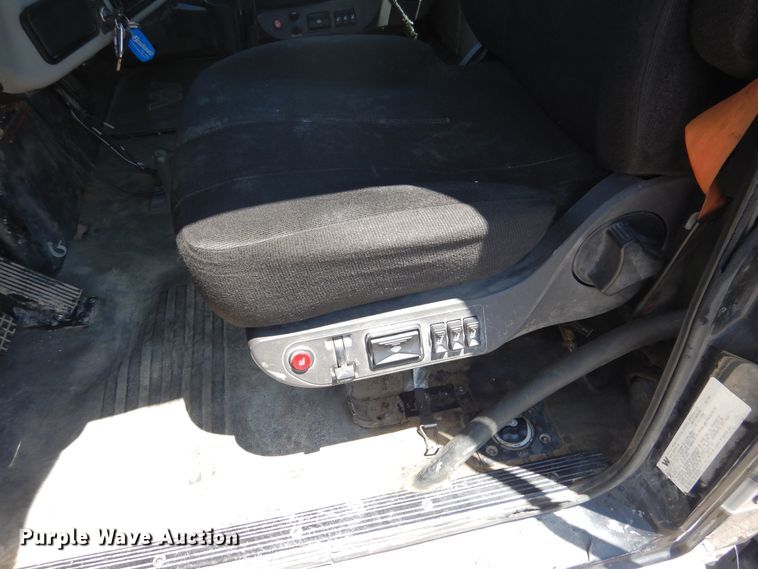 image for item GE9428 2014 Western Star 4900SB  semi truck