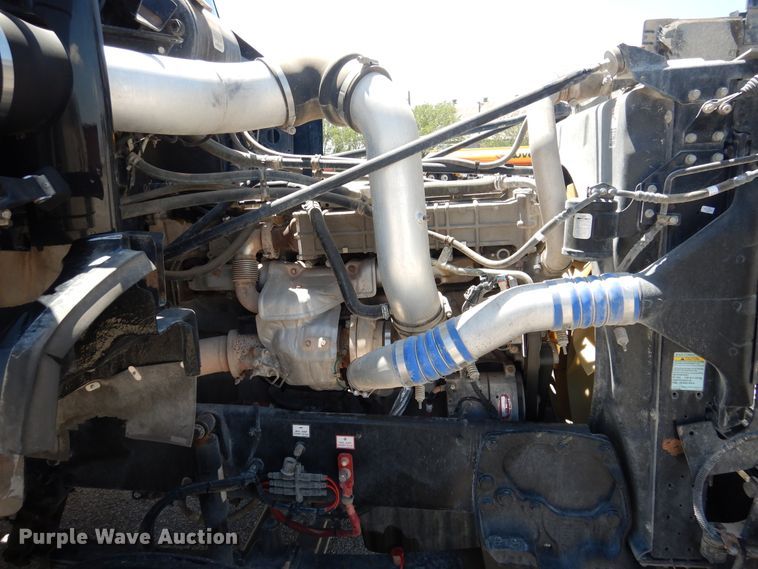 image for item GE9428 2014 Western Star 4900SB  semi truck