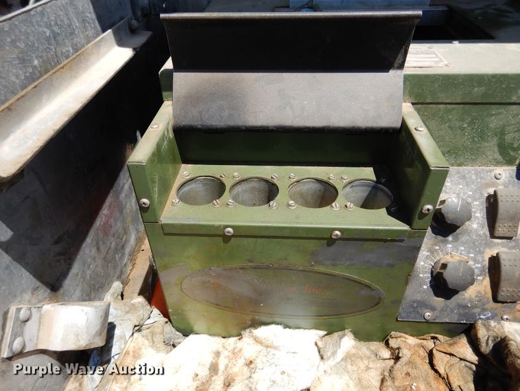 image for item GE9428 2014 Western Star 4900SB  semi truck