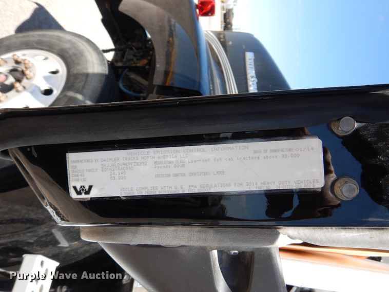 image for item GE9428 2014 Western Star 4900SB  semi truck