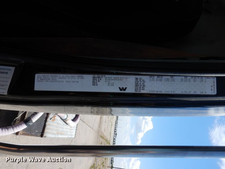 image for item GE9428 2014 Western Star 4900SB  semi truck