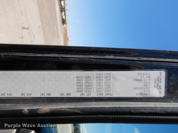 image for item GE9428 2014 Western Star 4900SB  semi truck