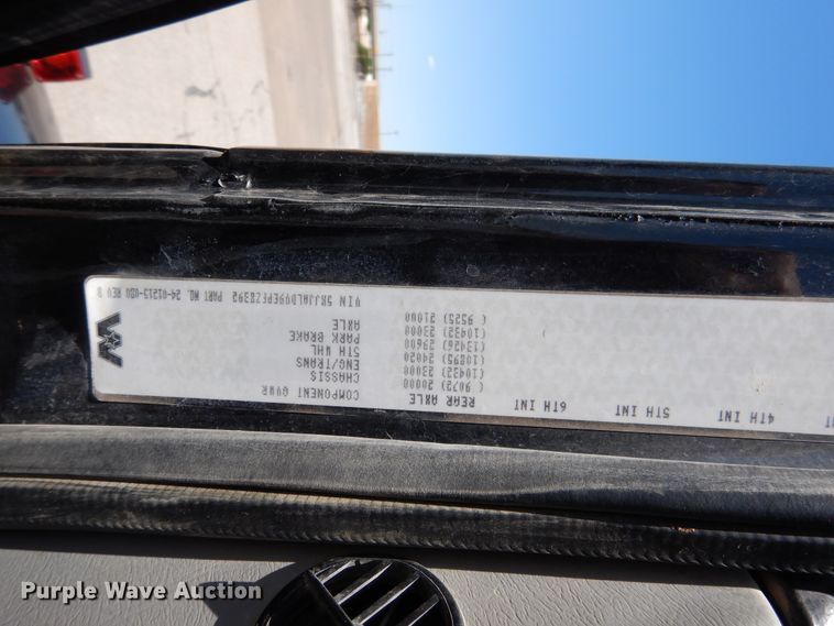 image for item GE9428 2014 Western Star 4900SB  semi truck