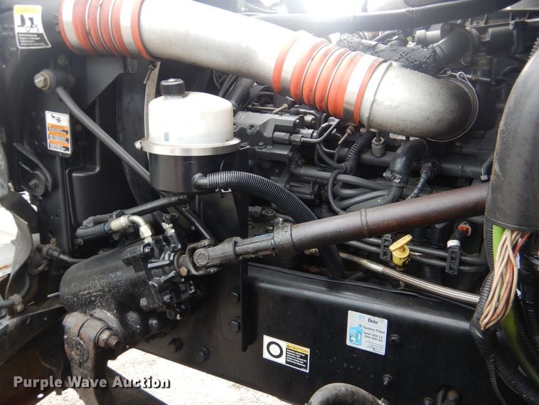 image for item GF9205 2008 Peterbilt 335  flatbed truck