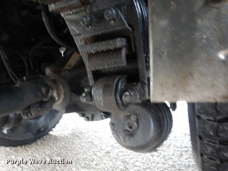 image for item GF9205 2008 Peterbilt 335  flatbed truck