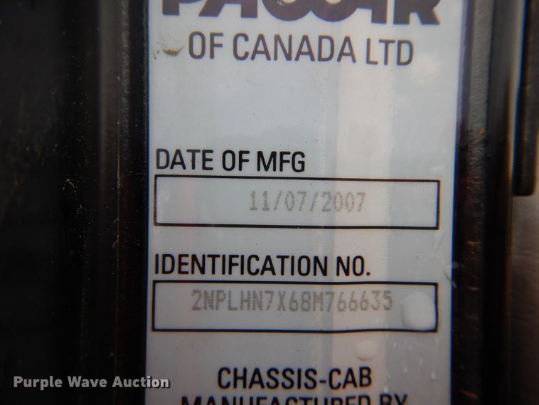 image for item GF9205 2008 Peterbilt 335  flatbed truck