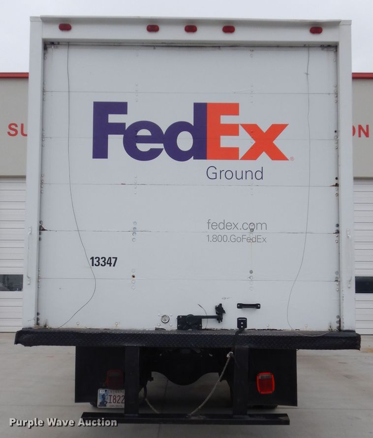 image for item GK9200 2001 International 4700 box truck