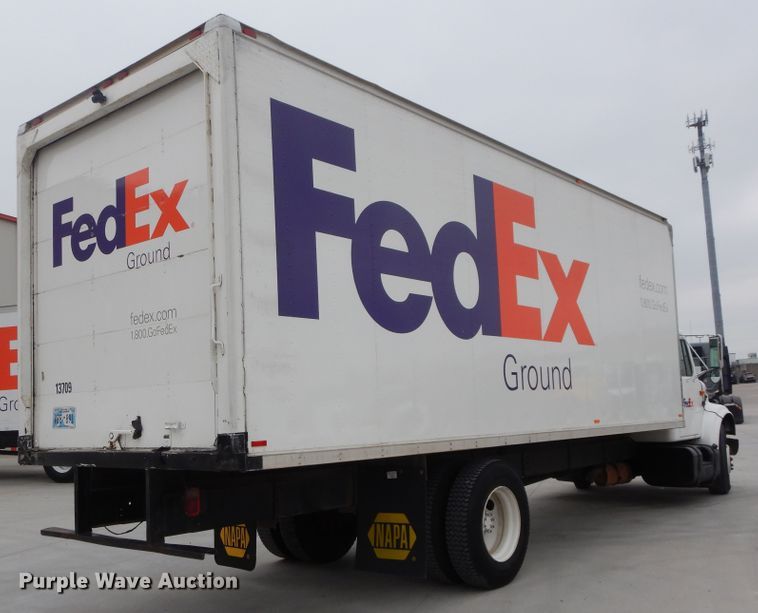 image for item GK9201 1998 International 4700 box truck