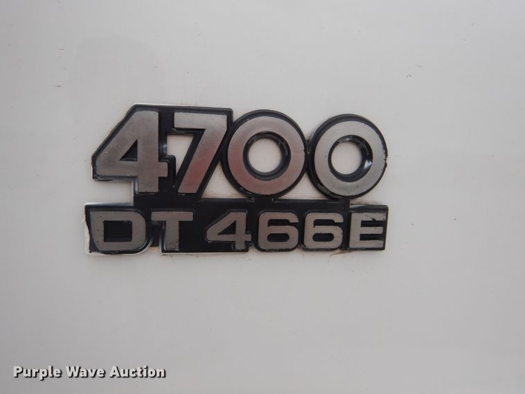 image for item GK9201 1998 International 4700 box truck
