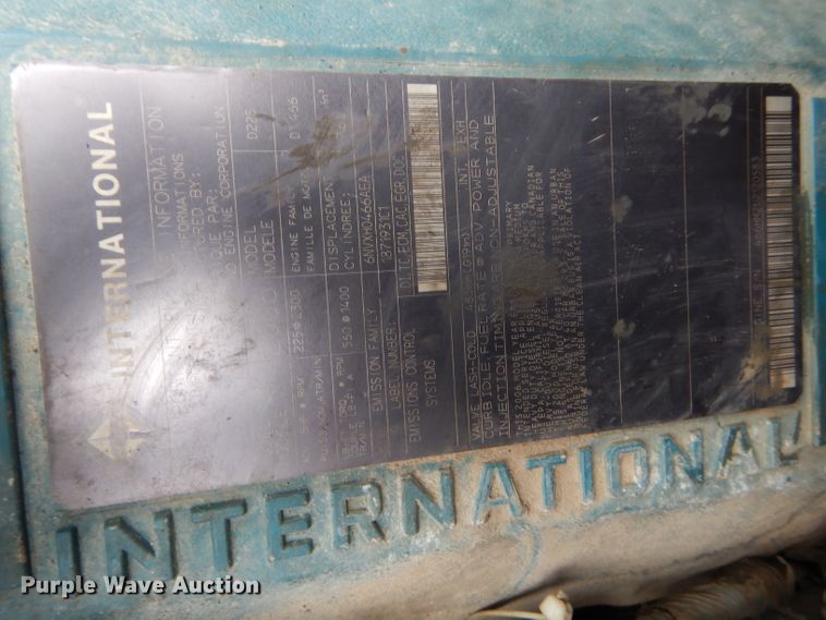 image for item GO9669 2007 International 7300  truck cab and chassis