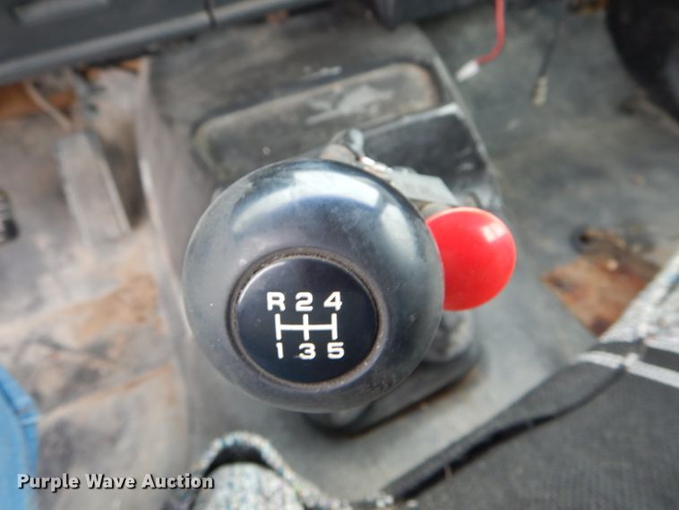 image for item GO9670 1995 Chevrolet Kodiak C5500  truck cab and chassis