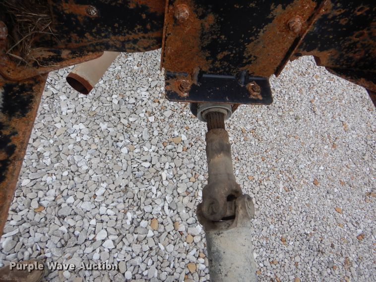 image for item GO9670 1995 Chevrolet Kodiak C5500  truck cab and chassis