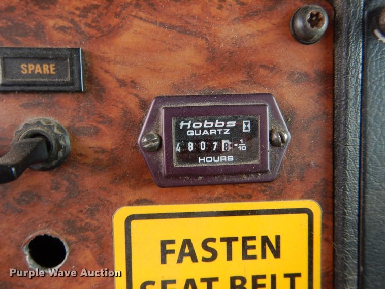 image for item GO9671 2000 Kenworth T300  truck cab and chassis