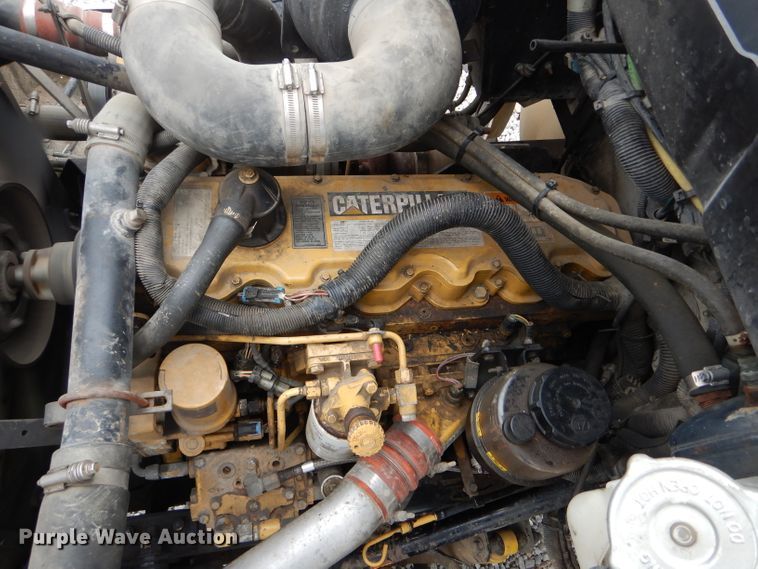 image for item GO9671 2000 Kenworth T300  truck cab and chassis