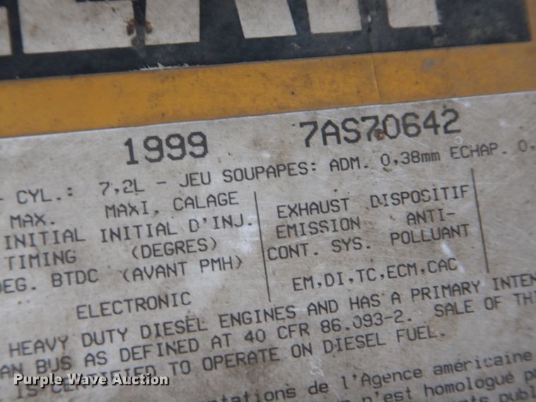 image for item GO9671 2000 Kenworth T300  truck cab and chassis